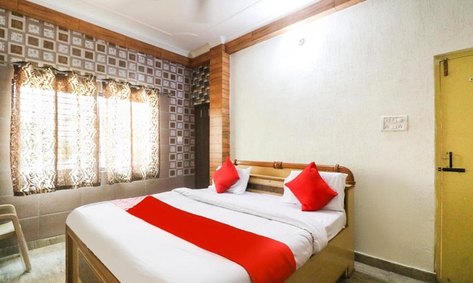 Najibabad Hotel | OYO 62098 Aryan Hotel And Resort