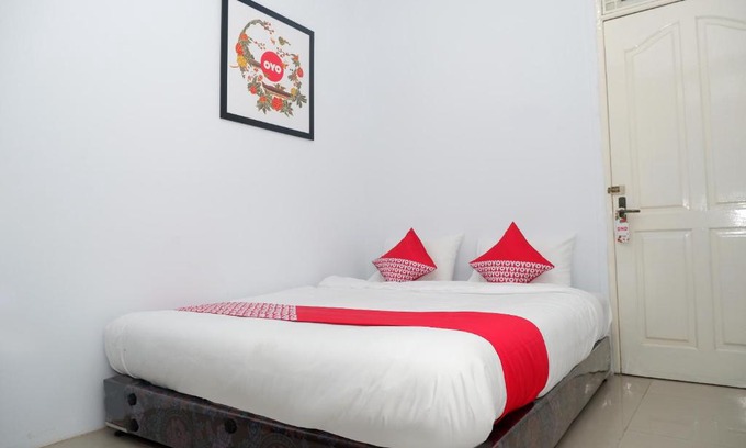 West Semarang Hotel | OYO 682 Ceria Homestay Syariah