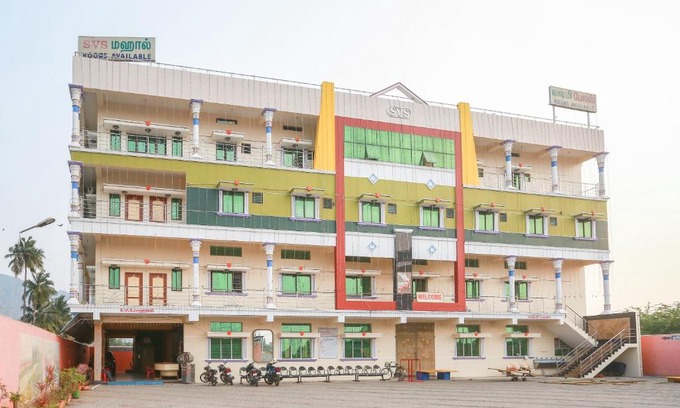 Vellore Hotel | OYO 71024 Svs Mahal