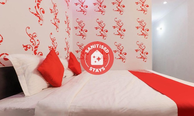 Dwarka Hotel | OYO 75200 Lisa Inn