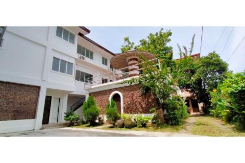 Jaro Hotel | OYO 799 Ddd Habitat Iloilo
