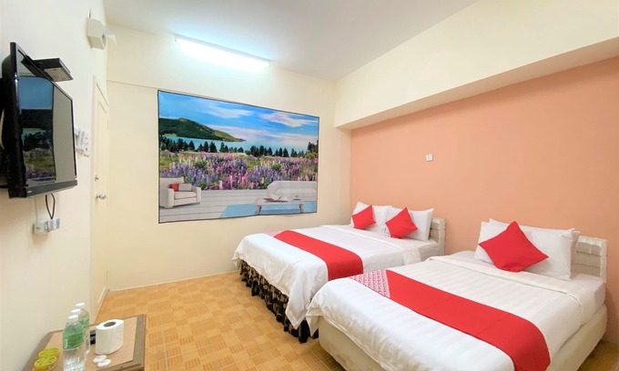 Kampung Sungai Nibong Hotel | OYO 89540 B Hotel Penang