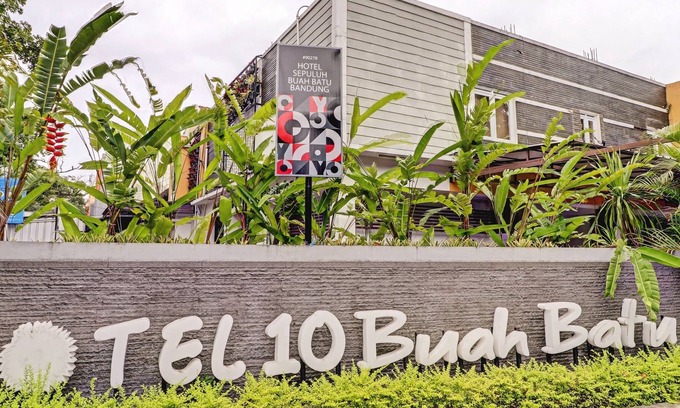 Malabar Hotel | OYO 90278 Hotel Sepuluh Buah Batu