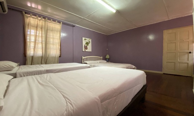 Santubong Hotel | OYO 90287 Rb Homestay & Farms
