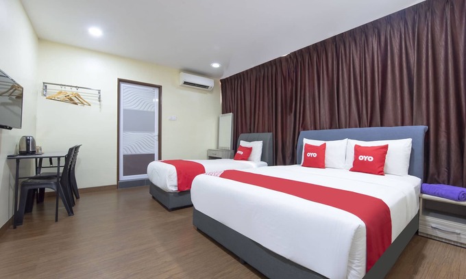 Ayer Panas Hotel | OYO 90380 Hotel Jasin