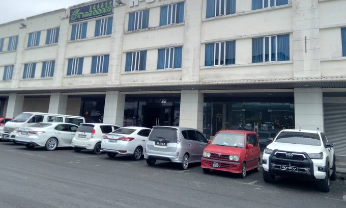 Bintulu Hotel | OYO 90776 H-5 Inn