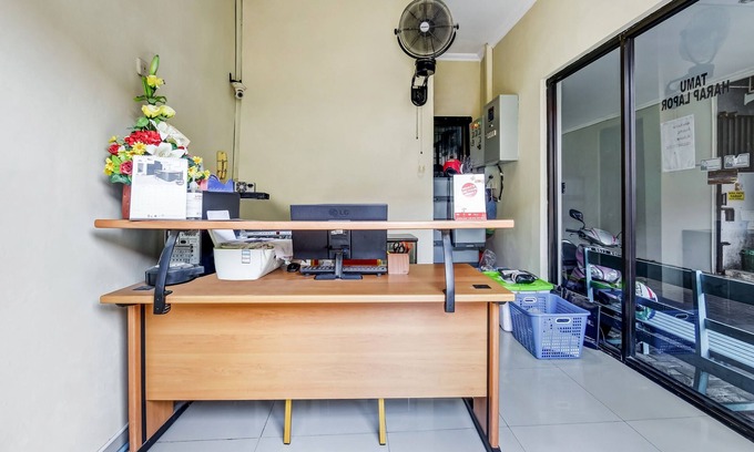 Pati Hotel | OYO 90927 Homestay Tentrem 2