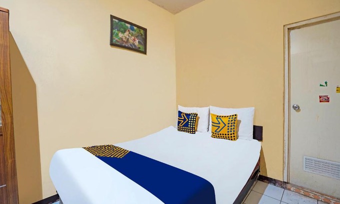 Sedati Hotel | OYO 91695 Hotel Benteng Portugis