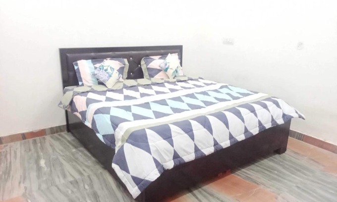Gurugram Hotel | OYO 91843 Shree Shyam Hotel