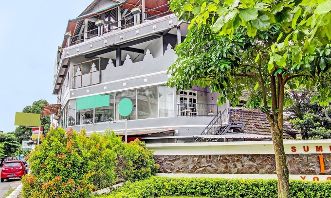 Wirobrajan Hotel | OYO 92166 Nirwana Inn Syariah