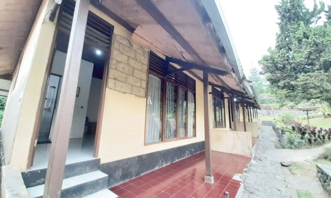Ciloto Hotel | OYO 92999 Villa Melati Puncak