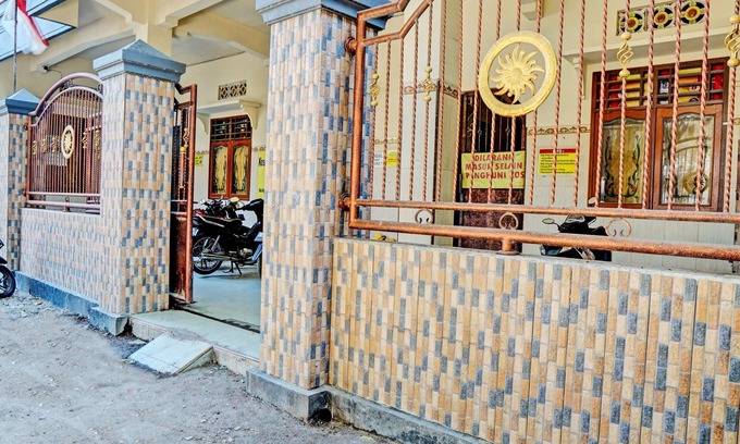 Gresik Hotel | OYO 93107 Homestay H Syarif Syariah – Bandar Gresik