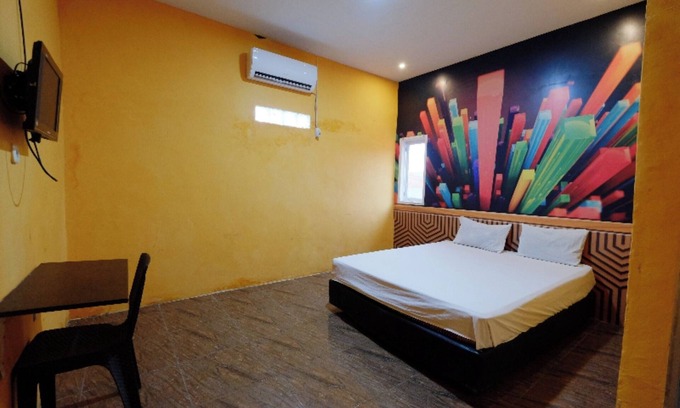 Makassar Hotel | OYO 93165 Nur Homestay Syariah