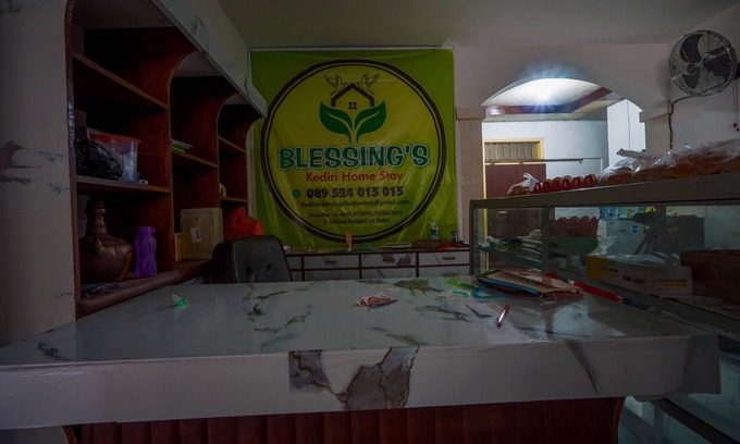 Kediri Hotel | OYO 93682 Blessing's Kediri Homestay Syariah