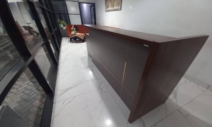 Karawang Hotel | OYO 94103 Sands Residence Ii
