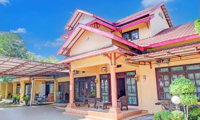 Ngemplak Hotel | OYO 94183 Griya Mustika Syariah
