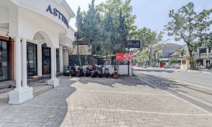 Malabar Hotel | OYO 94726 Asteria Talaga Bodas