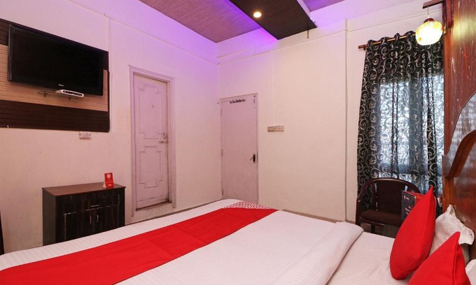 Walajapet Hotel | OYO Flagship 72372 Hotel Krish