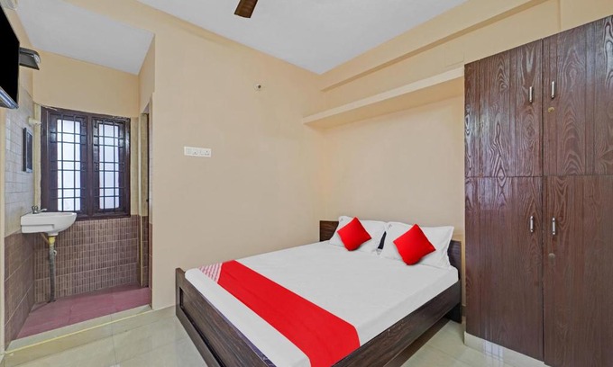 Chennai Hotel | OYO Flagship 80741B Porur Residency