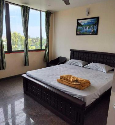 Iyyappanthangal Hotel | OYO Flagship Vishu Property