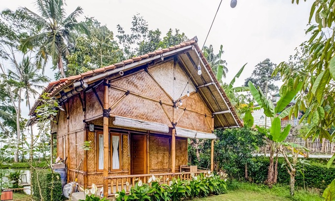 Cisayong Hotel | OYO Homes 91067 Desa Wisata Santanamekar