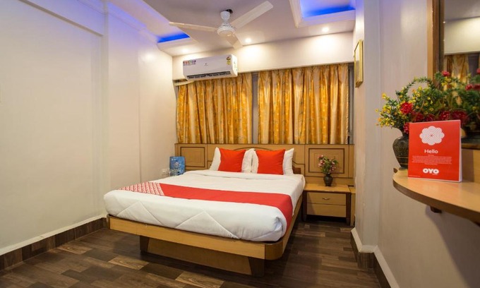 Central Pune Hotel | OYO Hotel Padma Krishna Near Lal Mahal