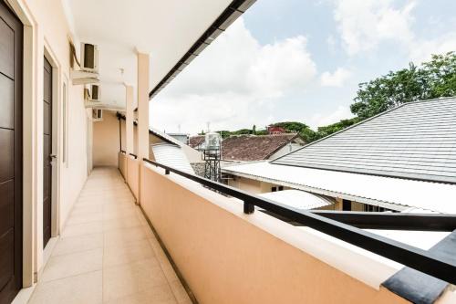 Surabaya Hotel | OYO Life 3398 Griya RM 19 Syariah