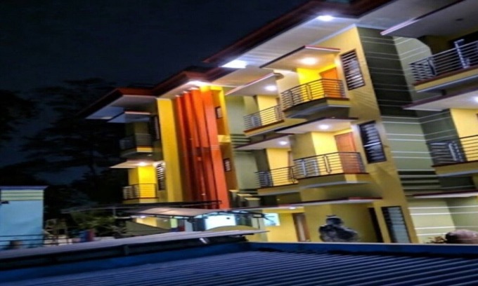 Prigen Hotel | OYO Life 90646 Villa Karsinem Pasuruan