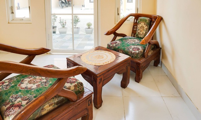 Asrikaton Hotel | OYO Life 91569 Omah Wijaya Kusuma Syariah