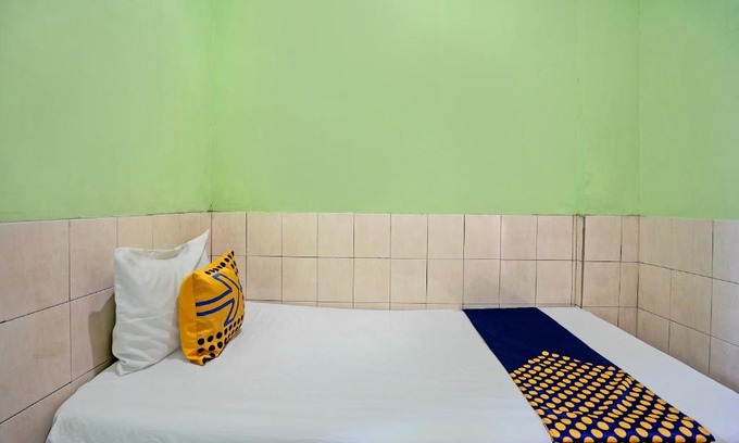 Surabaya Hotel | OYO Life 92653 Homestay Griya Nautika Syariah