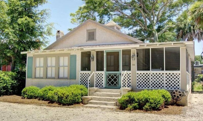 Saint Simons Island House | Oyster Shell Cottage