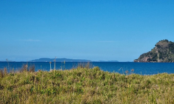 Kennedy Bay House | Pūkeko Retreat- Beachfront
