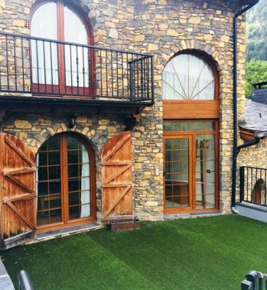 Encamp House | P&C Agols