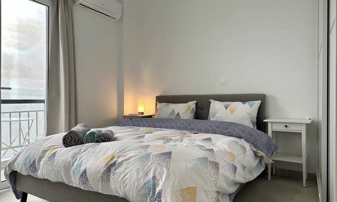 Petralona Apartment | P8 - 2 Bedrooms Jacuzzi Rooftop