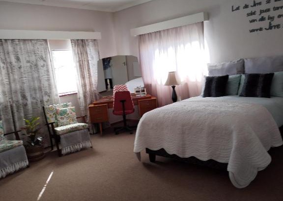 Sutherland Apartment | Pa se Engel Self Catering Located in Sutherland Town