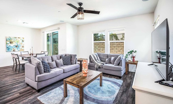 Upland House | Pacific Electric Trail Access! Pet Haven|Fenced Yard|Flex Stays|WFH Ready #41279