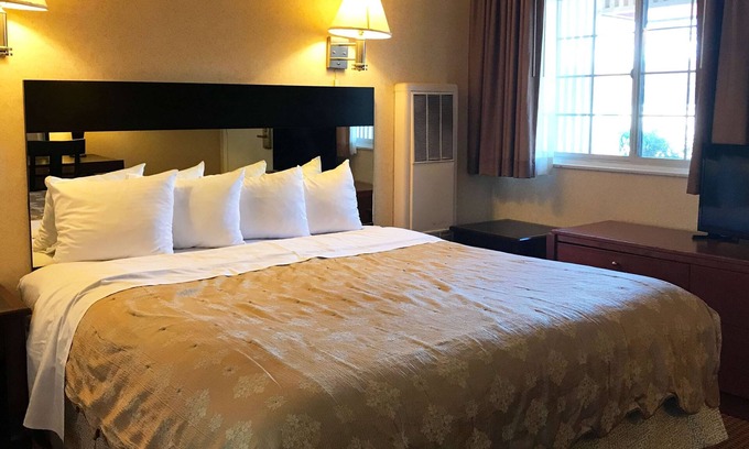 Cow Hollow Hotel | Pacific Heights Inn