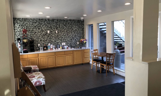 North Fremont Street Hotel | Pacific Inn