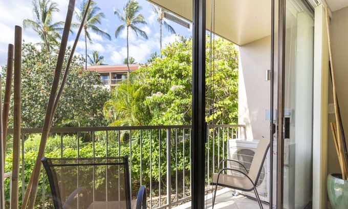 Kihei Condo | Pacific Shores A-209 | Short Walk to Pool + Beach!