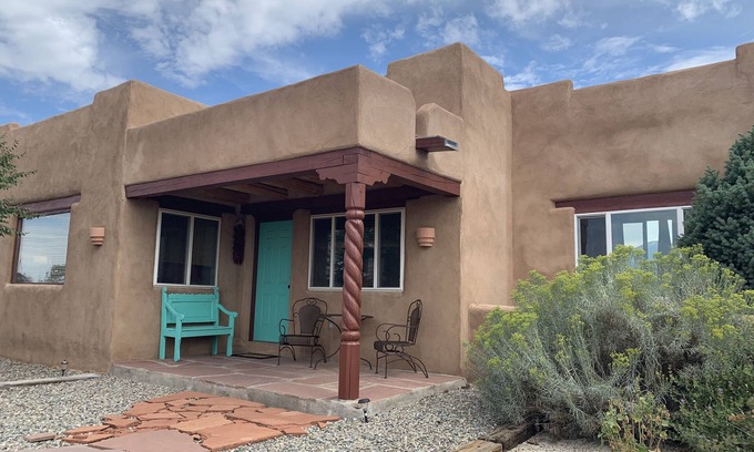 El Prado House | Pacifico, your perfect Taos retreat, with Hot Tub