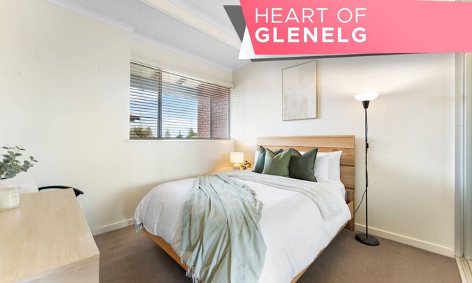 Glenelg South Apartment | Pad Off Pier - 2BR, Wifi