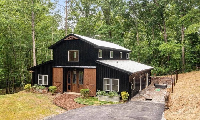Bon Aqua House | Paddle Creek Retreat!
