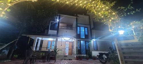 Varkala House | Paddy Castle