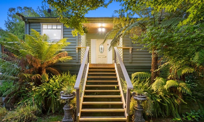 Upwey House | Paddys Creek Retreat