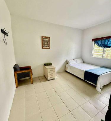 Nuku'alofa House | Paea's Guest House