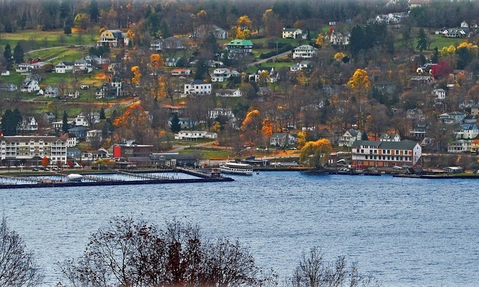 Watkins Glen House | Painted Rock Vacation Rental - Walking To Watkins Glen Attractions