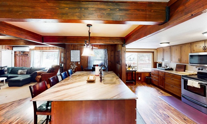 Blue River Cabin | Pair of dog-friendly cabins with outdoor areas, fireplace, foosball, & 2 W/Ds