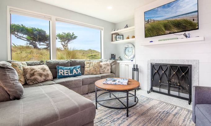 Pajaro Dunes Condo | Pajaro Dunes Resort: Affordable Condo Right On The Beach! No stairs to climb!