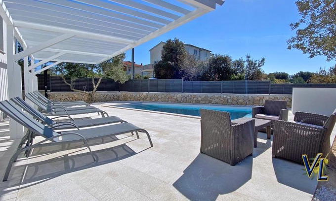 Pakostane Ski Chalet | Pakostane - COTTAGE - jardin privatif et piscine