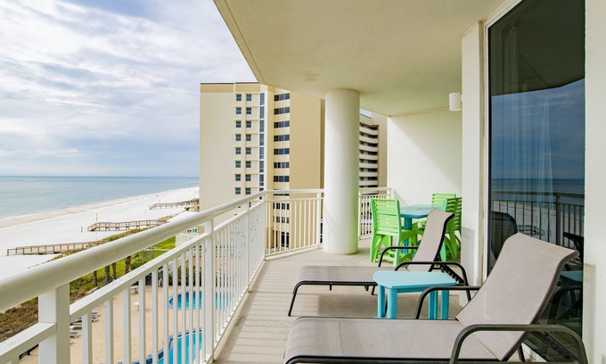 Ono Island Condo | Palacio Resort Gulf Front Condo! Walk To Dining And Shopping!